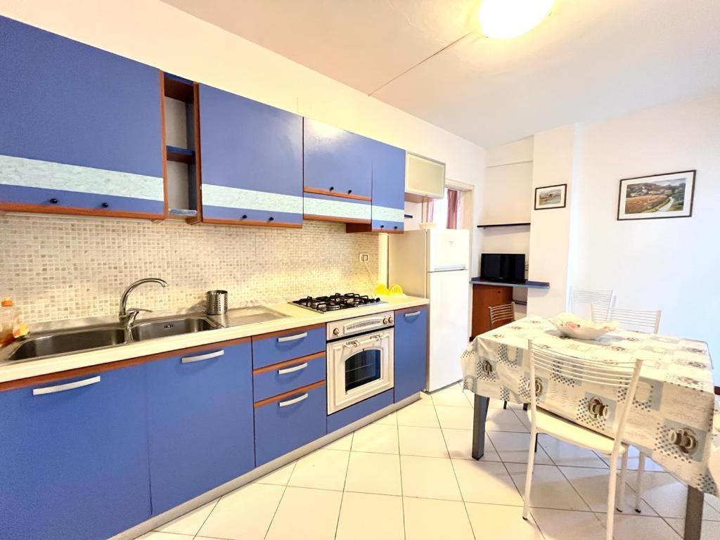 Venere Apartament Tirrenia Exteriér fotografie