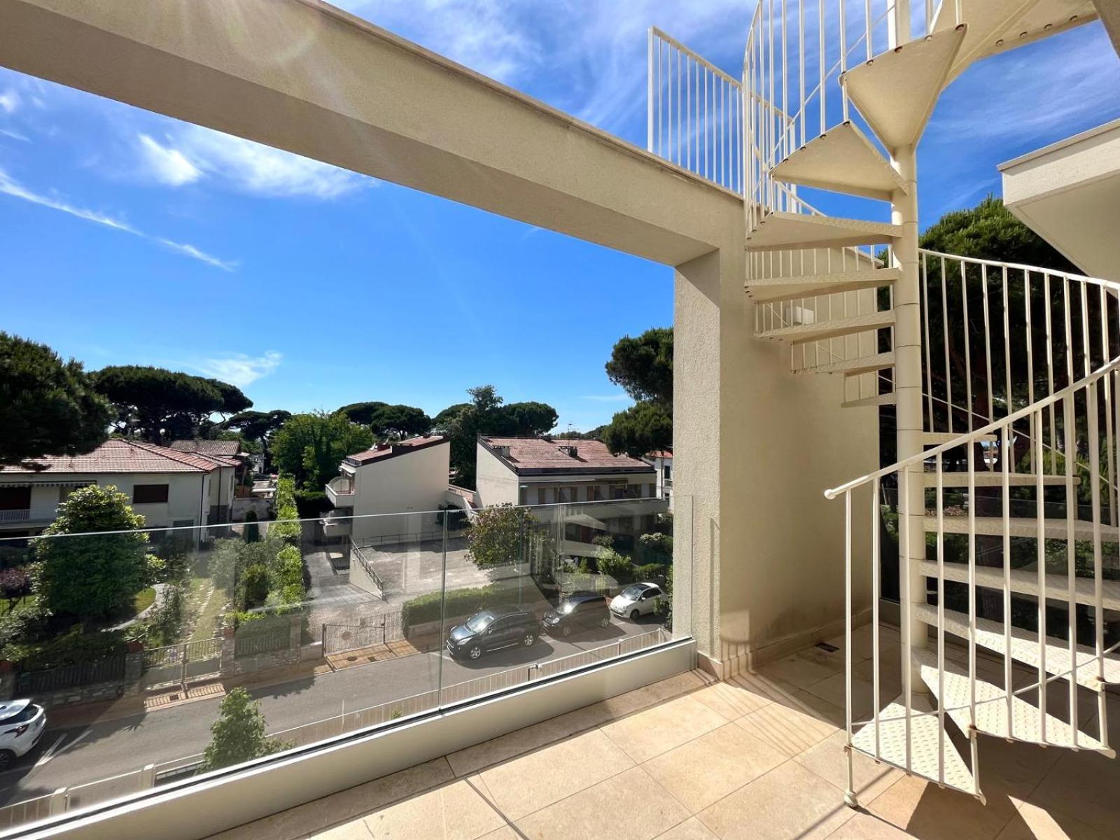 Venere Apartament Tirrenia Exteriér fotografie